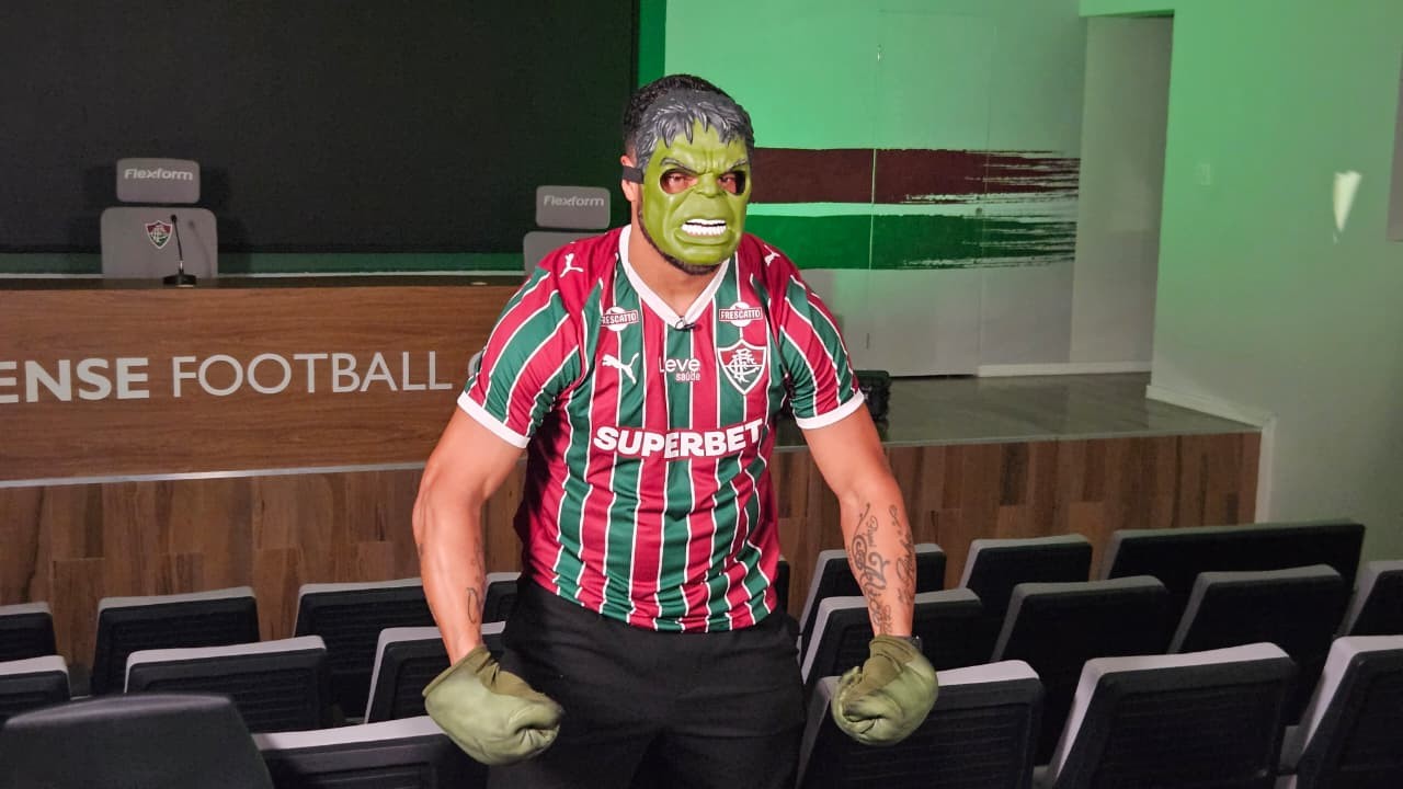Hulk comemora 40 anos e revela papo com Thiago Silva sobre Libertadores: 'Promessa é dívida'