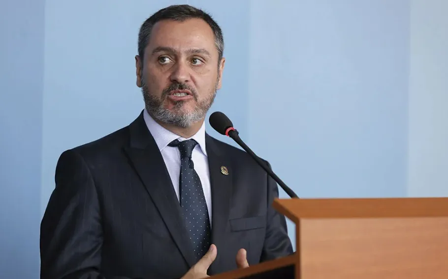 PF realiza 14 operações um dia após afastamento de Andrei Rodrigues