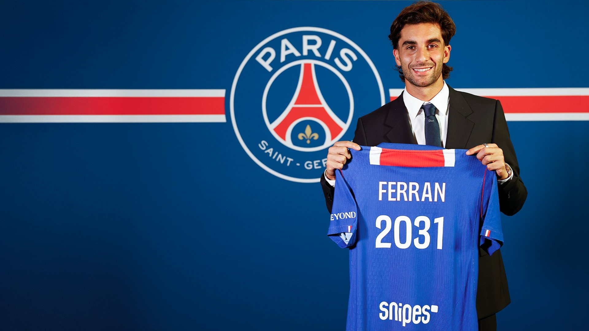 PSG confirma Ferran Torres, autor do gol do bicampeonato mundial da Espanha; veja valores