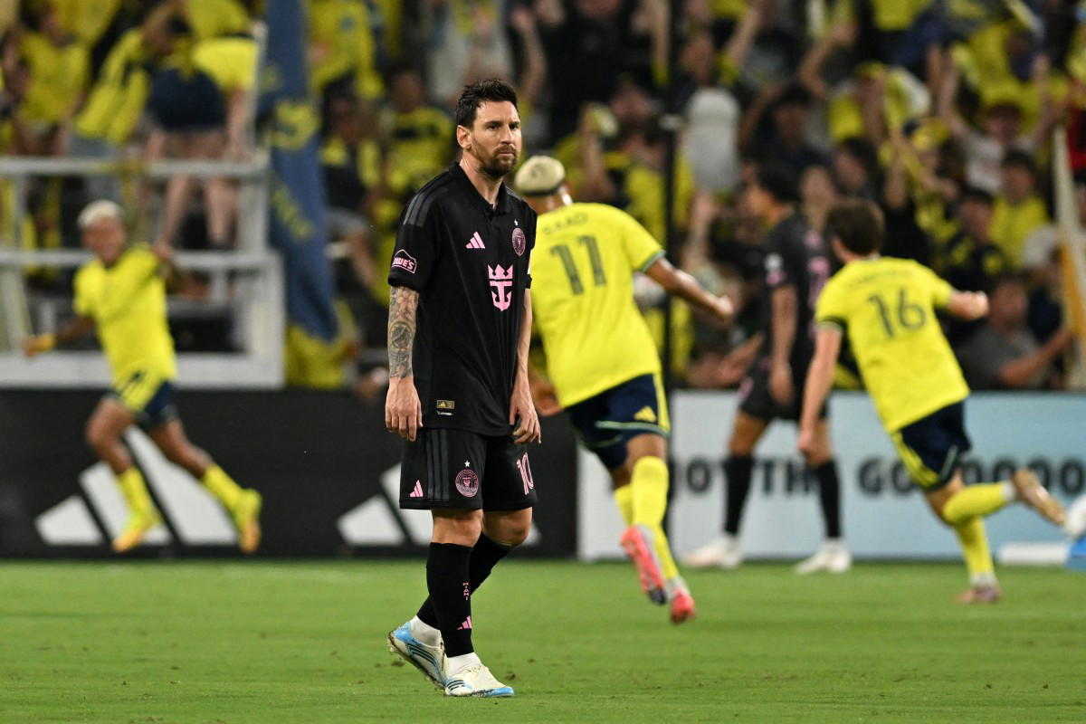 Messi Sees Penalty Saved as Nashville SC Dominates Inter Miami 4-1 in Top-of-Table MLS Showdown