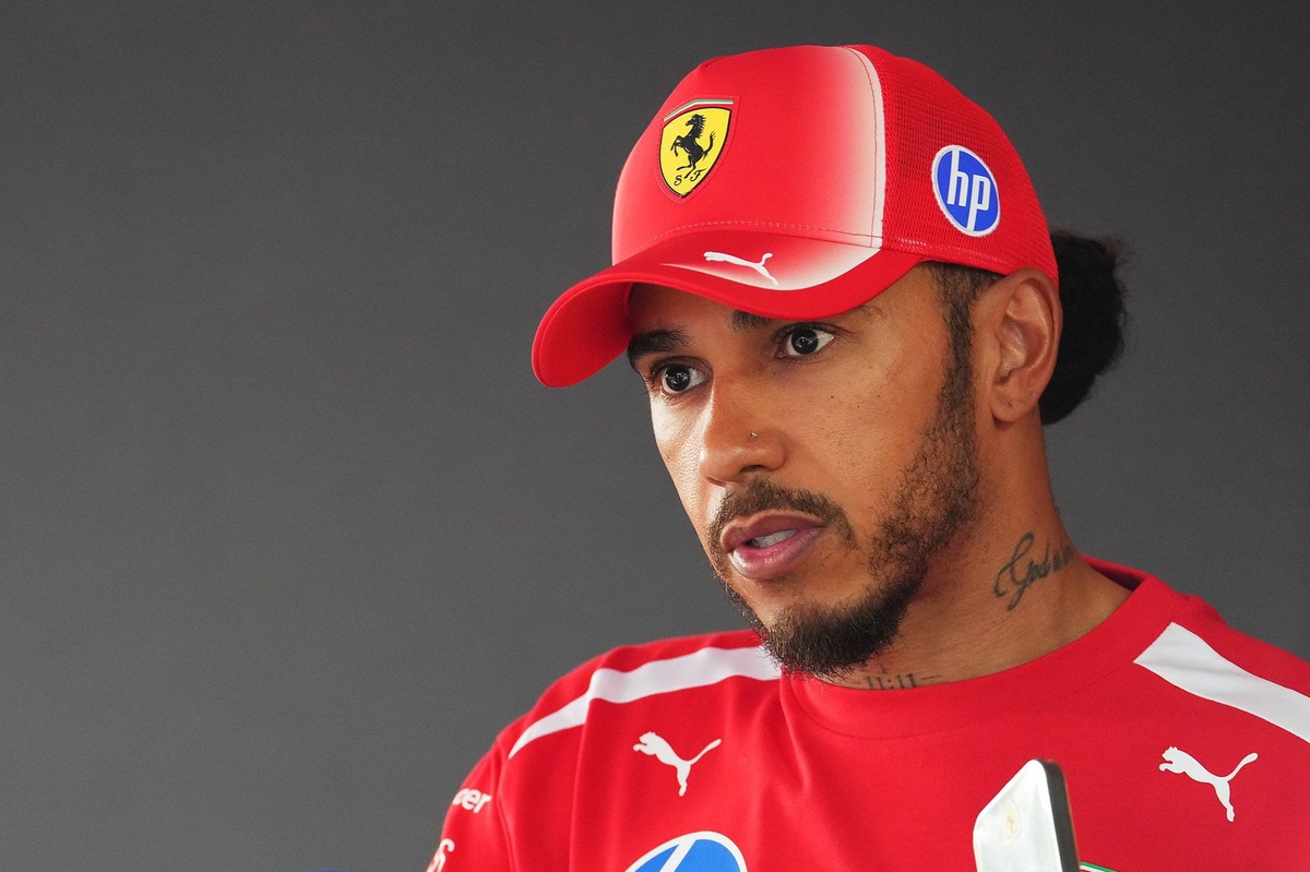 F1 Giant Fittipaldi Hopes Hamilton Can Win for Ferrari