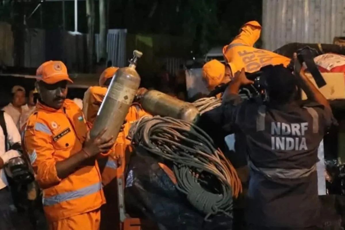 Mínimo dez mortos em explosão de túnel hidrelétrico no nordeste da Índia