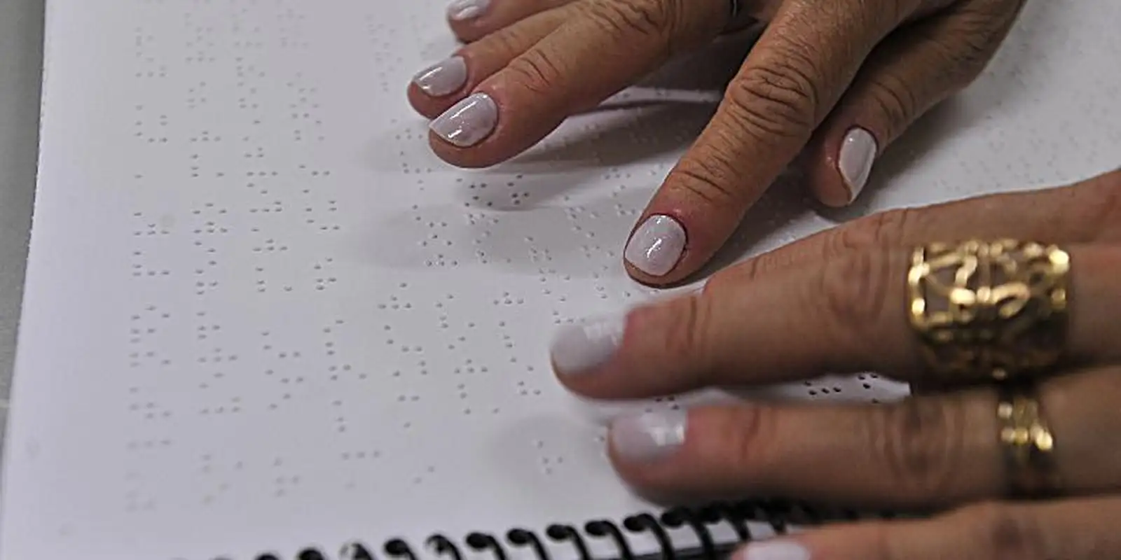 Reabilitação visual: Cuidado multiprofissional e IA ampliam autonomia via SUS, revela CBO