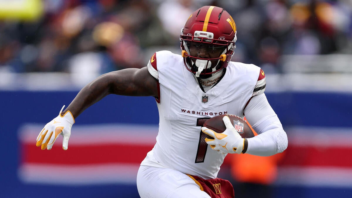 Deebo Samuel Returns to 49ers as Top Free Agency Resolutions Stale