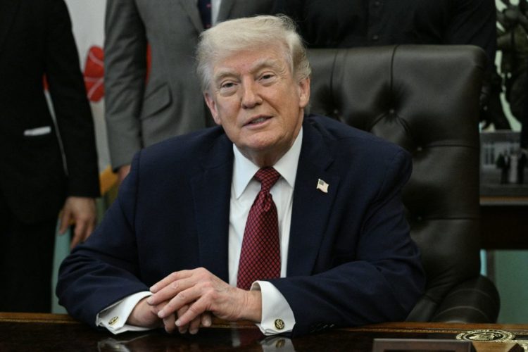 Trump compara chegada de migrantes a Ceuta com 'invasão'