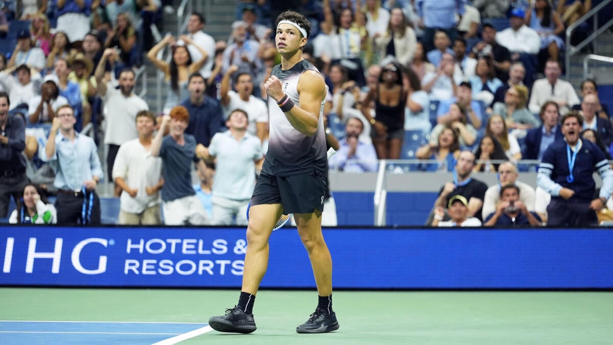 Ben Shelton Stuns Carlos Alcaraz in 2026 US Open Thriller, Advances to All-American Semifinal
