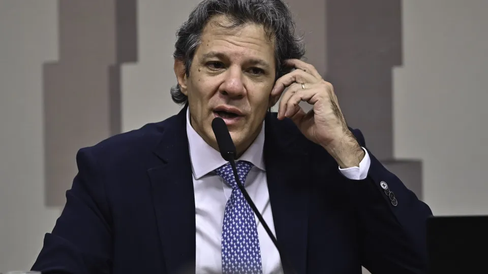 Haddad relata perseguição policial e abordagem 'fora do padrão'