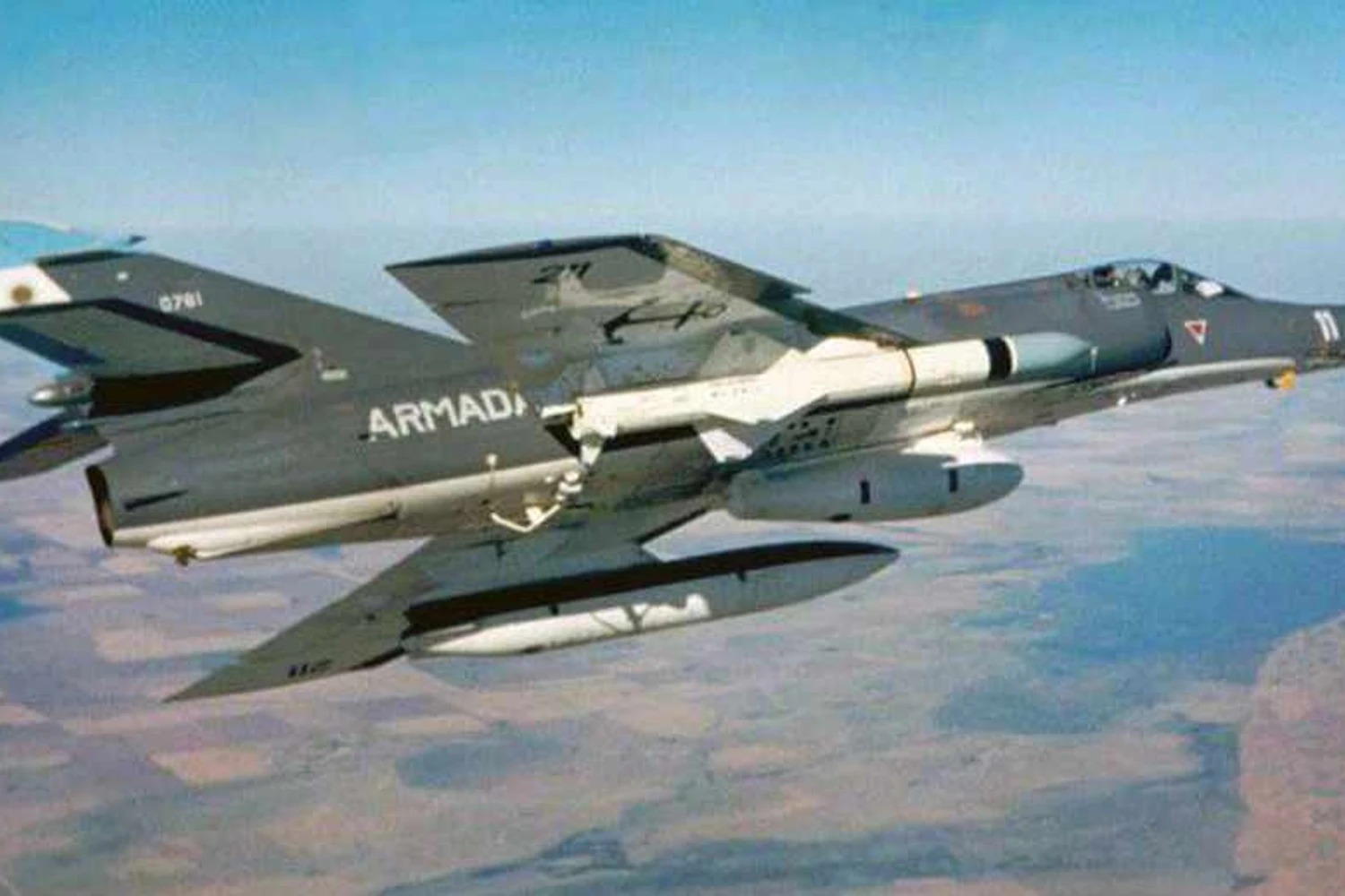 Argentina aposenta caças Super Étendard de vez após impasse com assentos ejetores