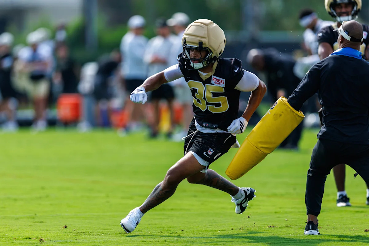 Elliott Davison Battles for New Orleans Saints Roster Spot