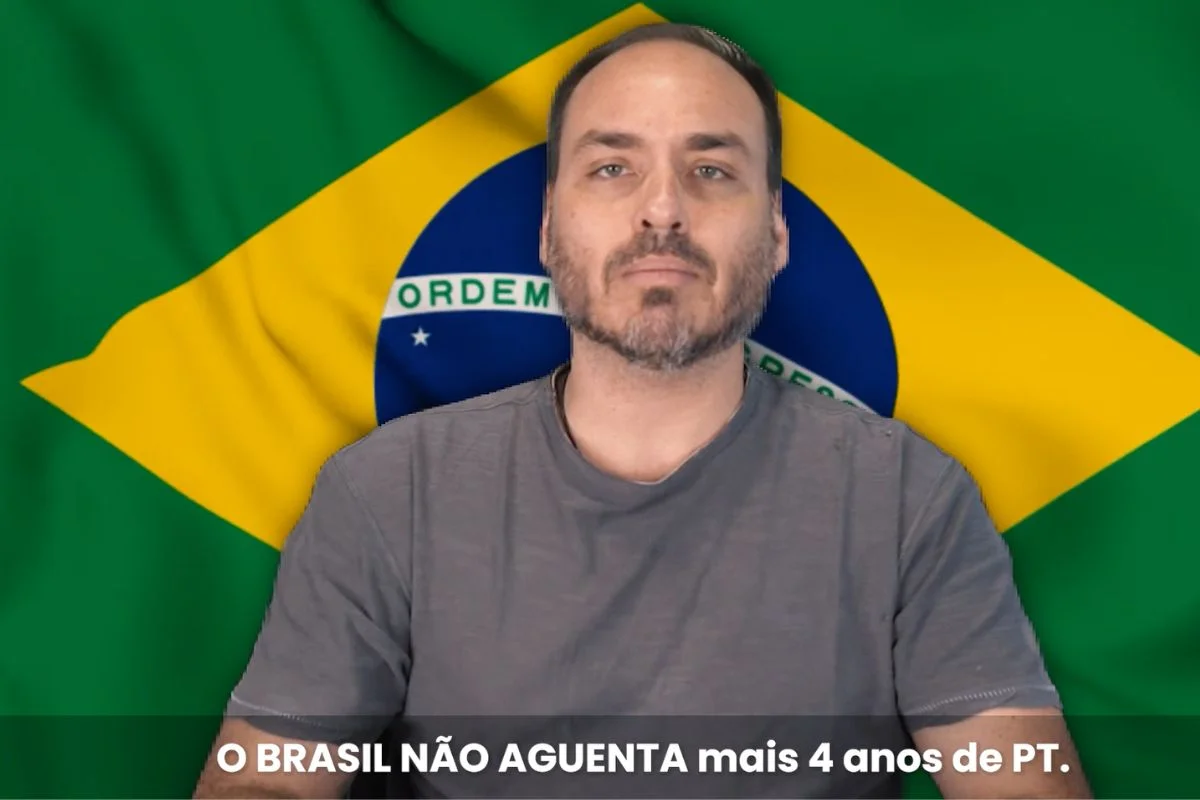 Carlos Bolsonaro envia recado a Flávio em convenção do PL