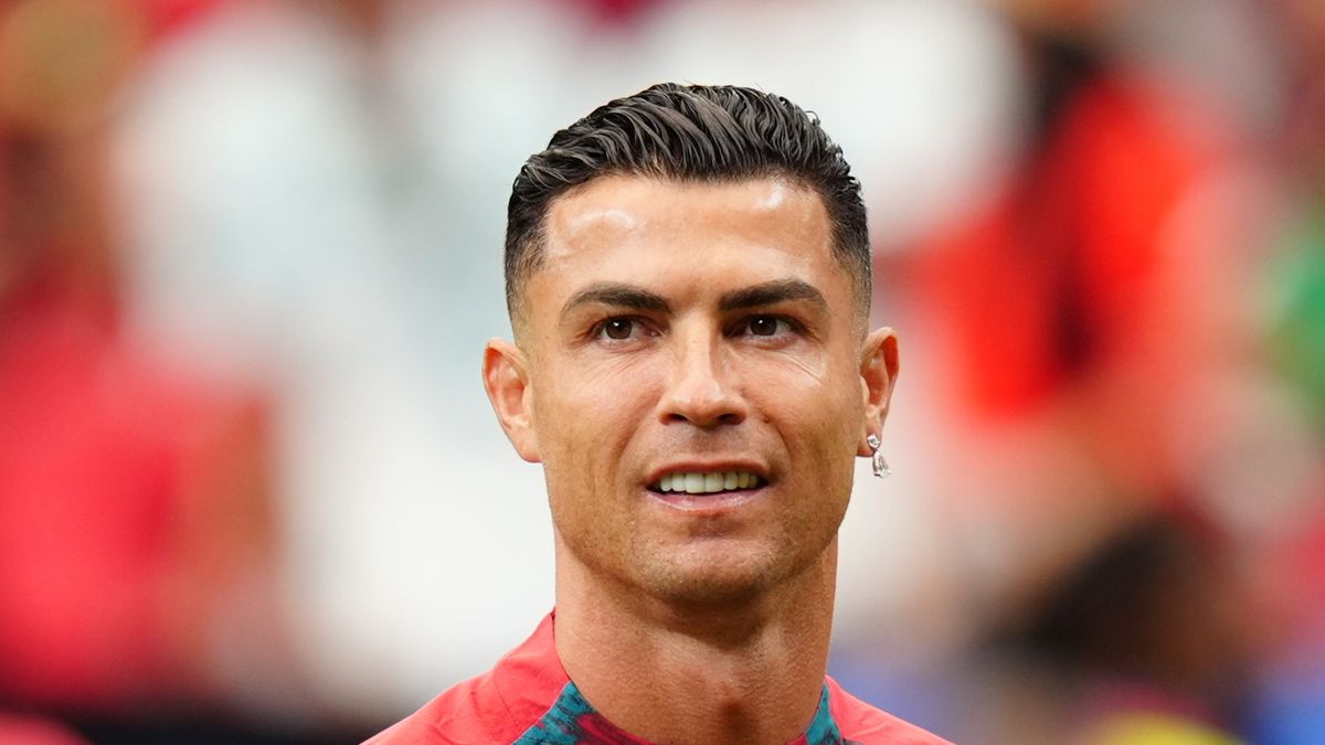 Ronaldo Not Impressed as Fans Mob Wedlock in Madeira