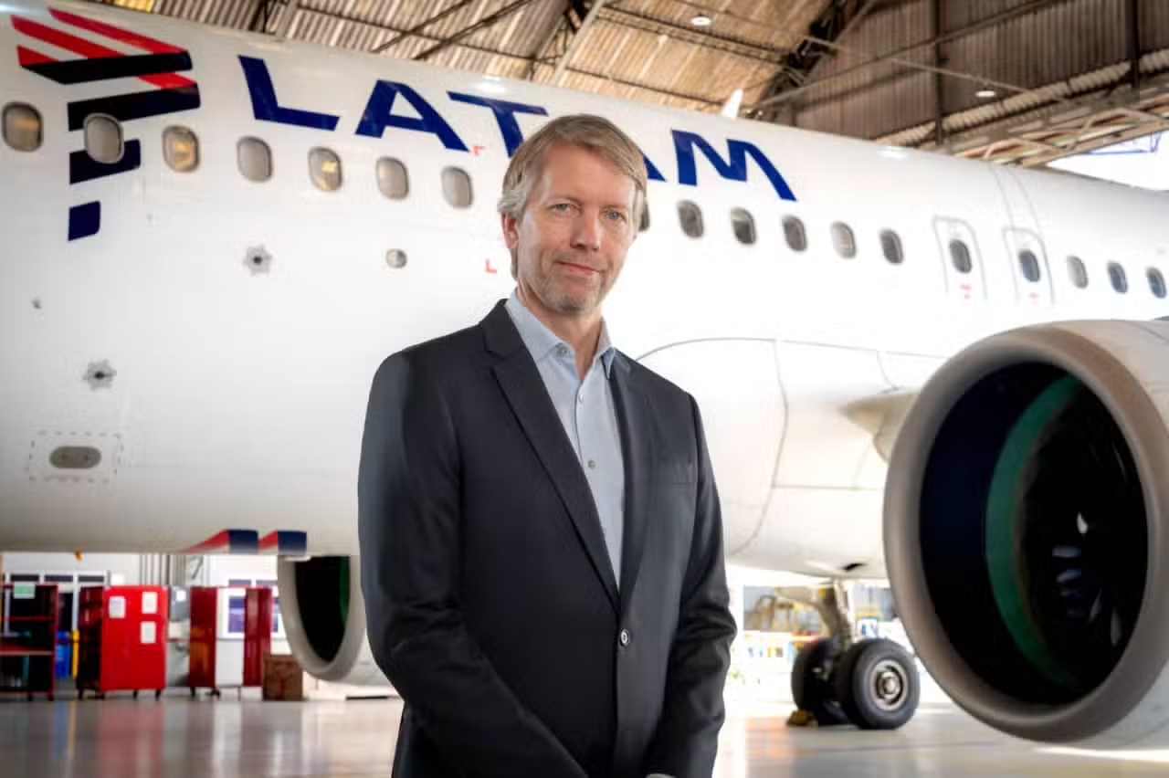 LATAM pode ter impostos saltando de R$ 2 bilhões para R$ 6 bilhões por ano, alerta CEO