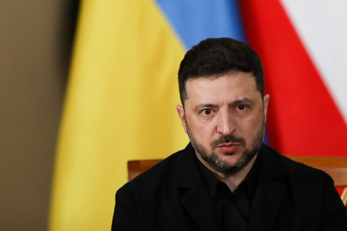 Zelensky acusa Rússia de ajudar Irã na guerra contra EUA