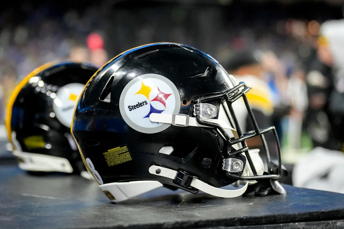 Former Steelers LB K.J. Henry Joins 49ers in Surprise Move