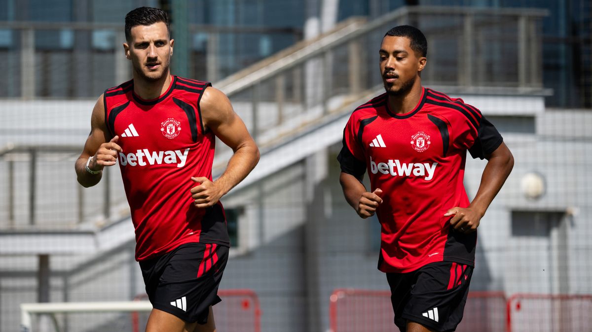 Manchester United Signs Betway Deal As Premier League Betting Ban Loophole Explored