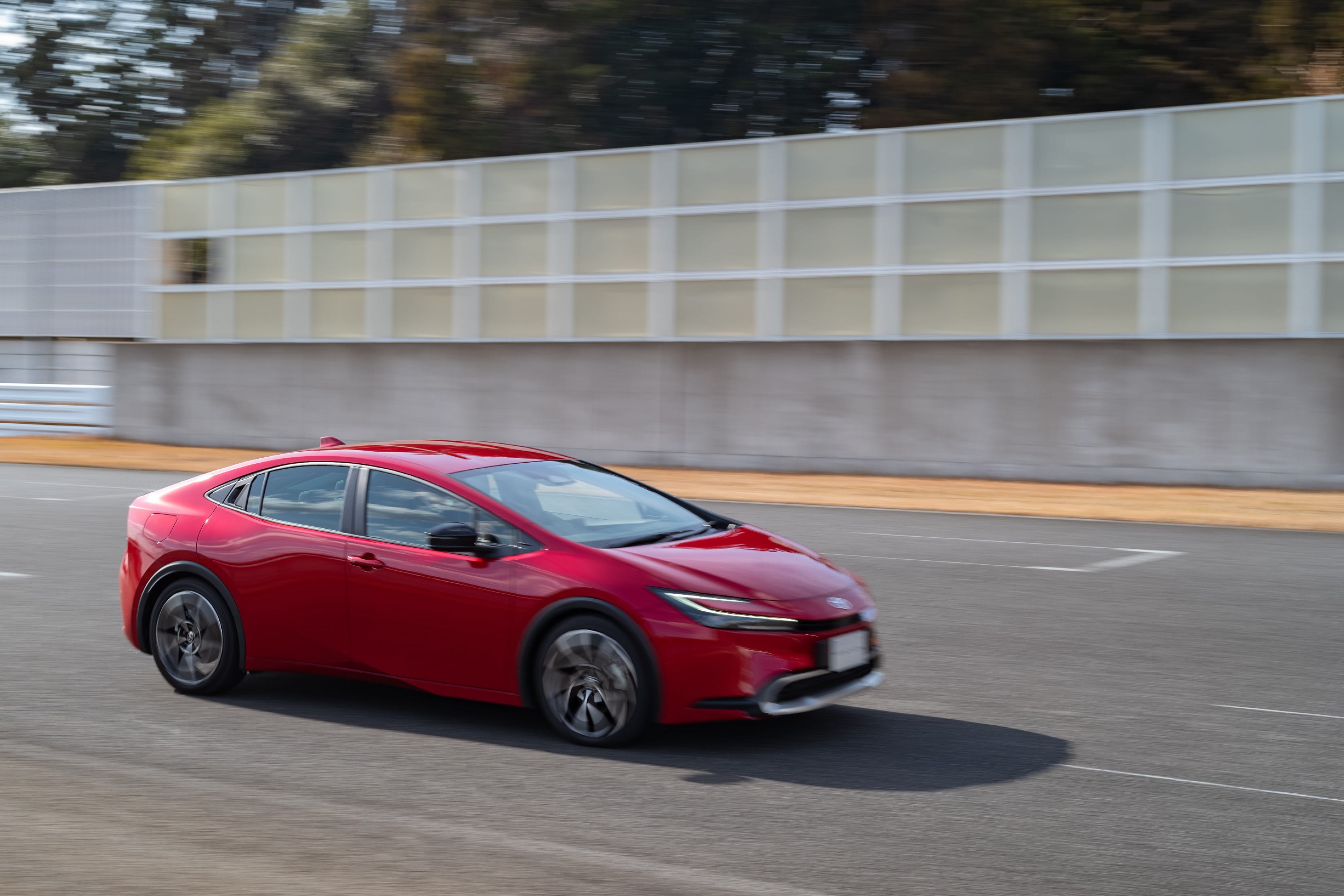 Gasolina Dispara: Híbridos Toyota e Honda Ganham Venda nos EUA