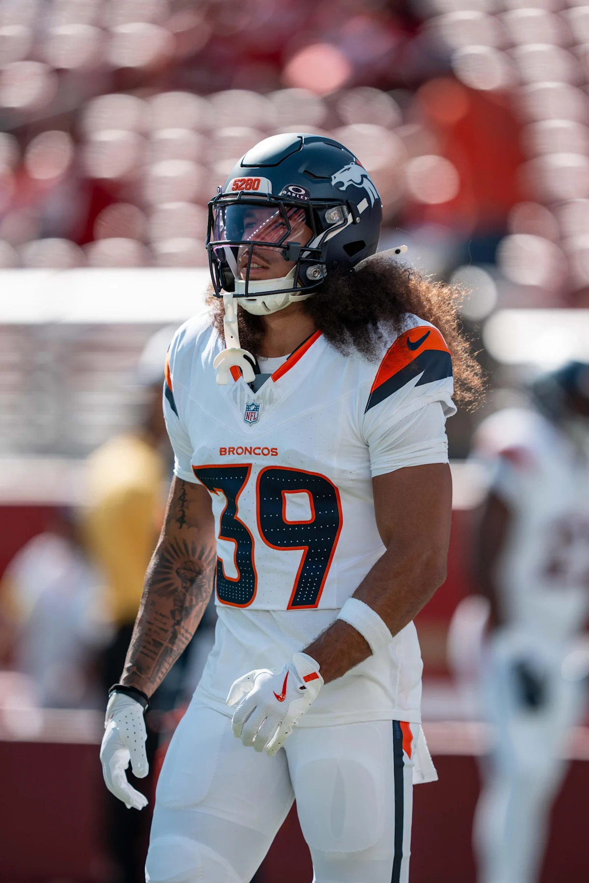 Broncos Sign Kyre Duplessis and Kyrese Rowan for Wide Receiver Depth
