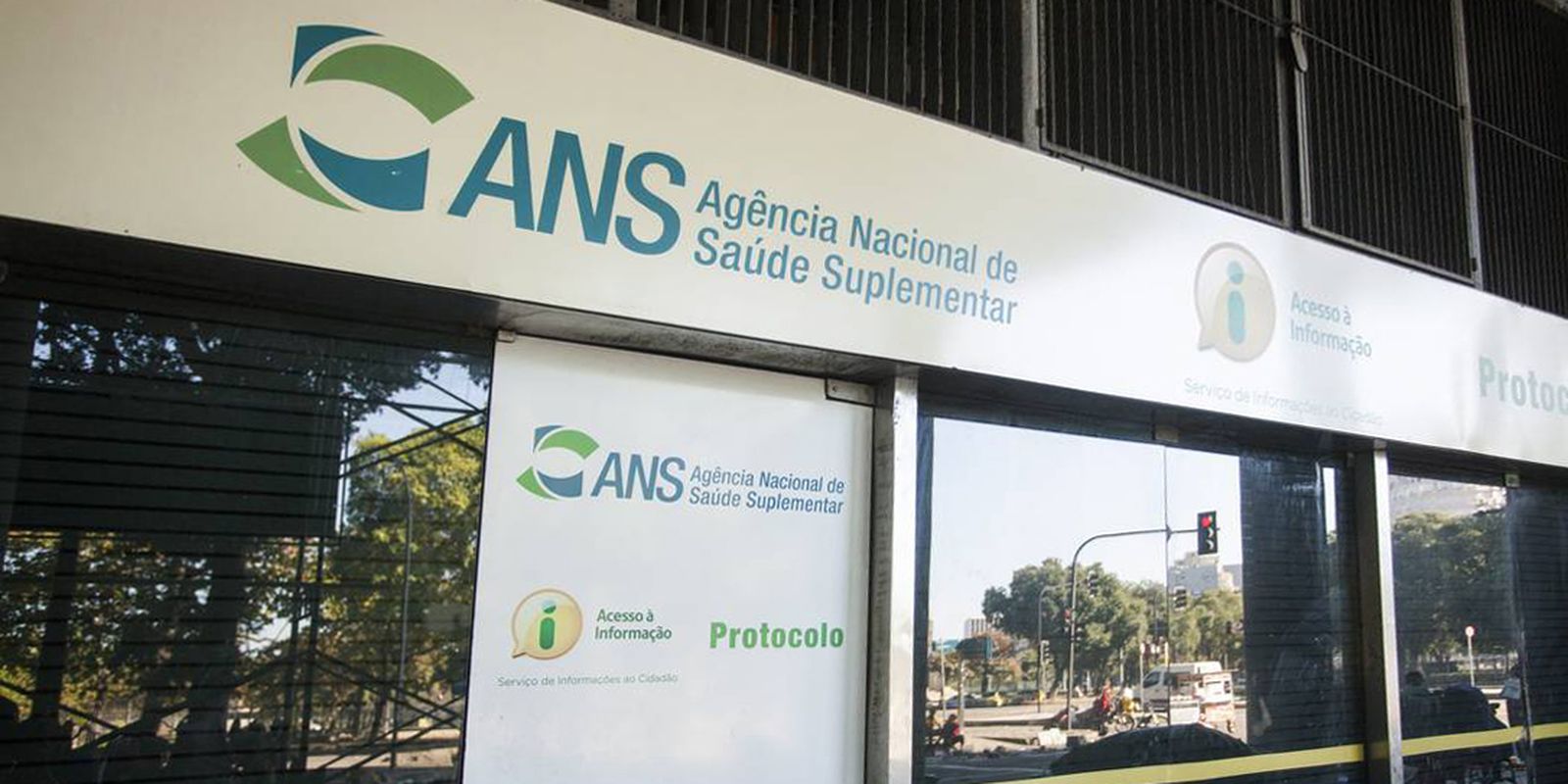 ANS suspende reajustes e cancelamentos da Hapvida