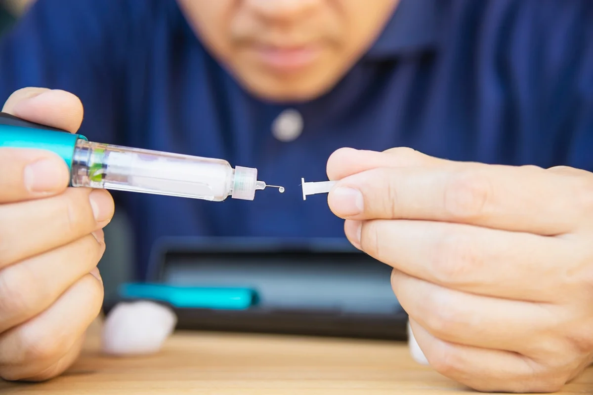 Canetas emagrecedoras ajudam a prevenir insuficiência cardíaca, aponta endocrinologista no CBEM 2026