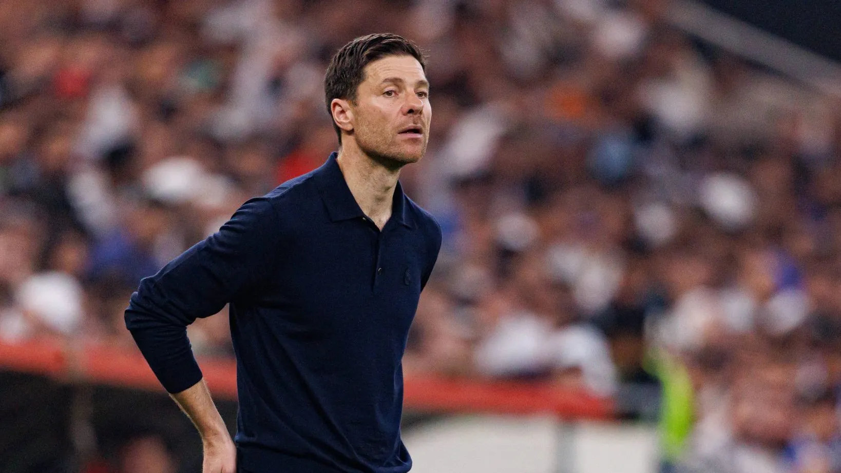 Atacante que ainda não engrenou no Chelsea explica expectativa alta por “Era Xabi Alonso”