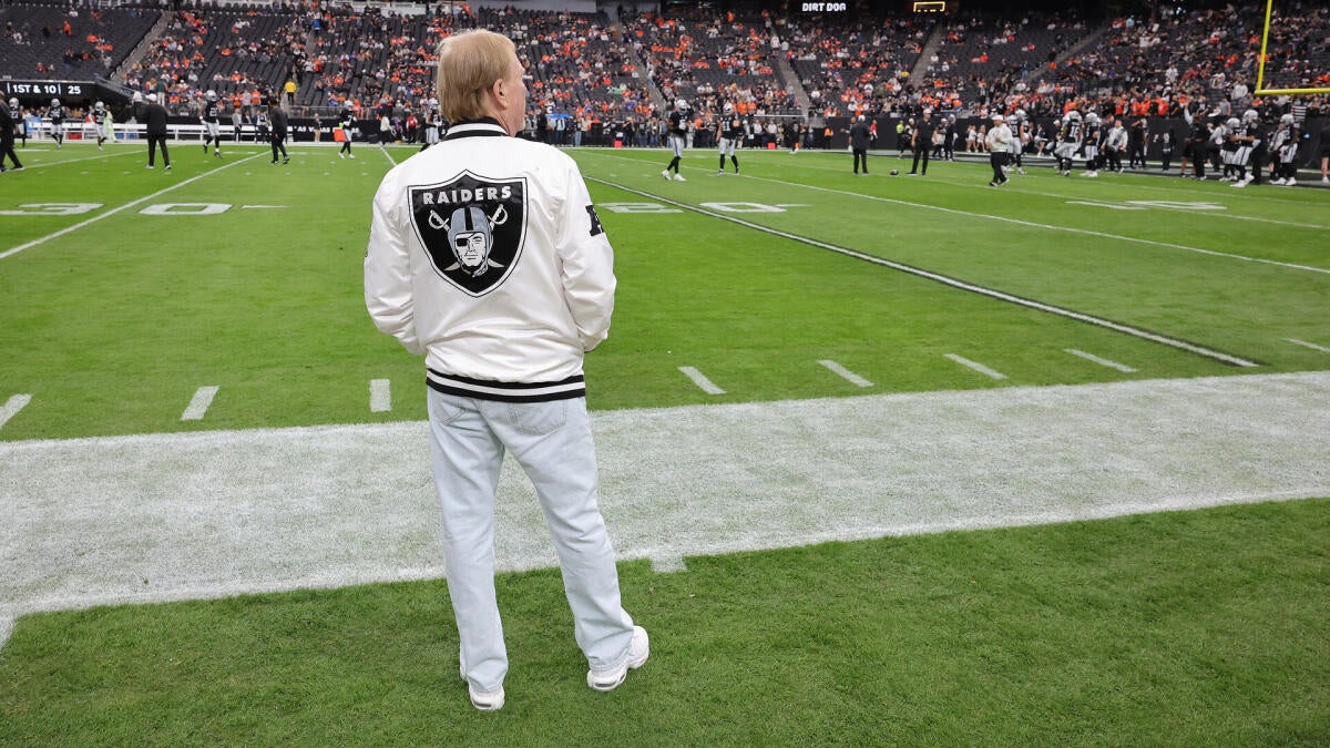 NFL players fight for natural grass fields as league disputes safety concerns