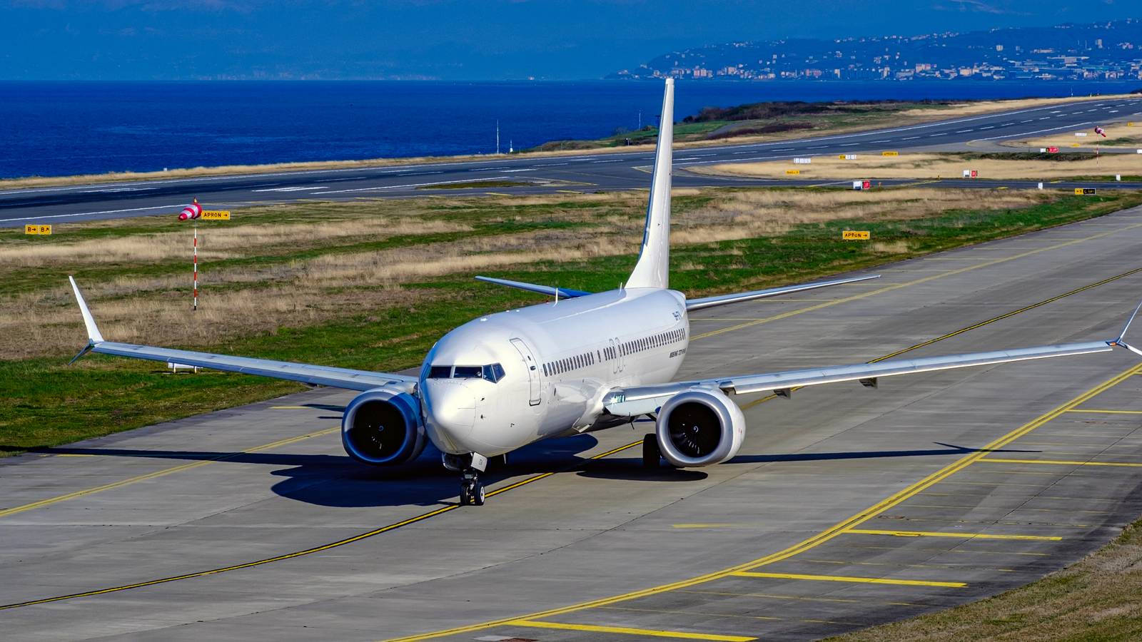 R$ 13 milhões em inspeção de assentos: FAA aperta fiscalização de 453 Boeing 737 MAX