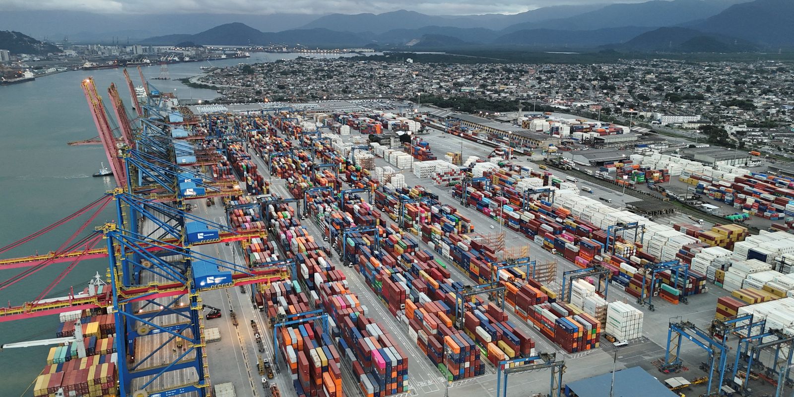 Exportações Bateram Recorde e Deficit Contas Externas Cai Em Junho