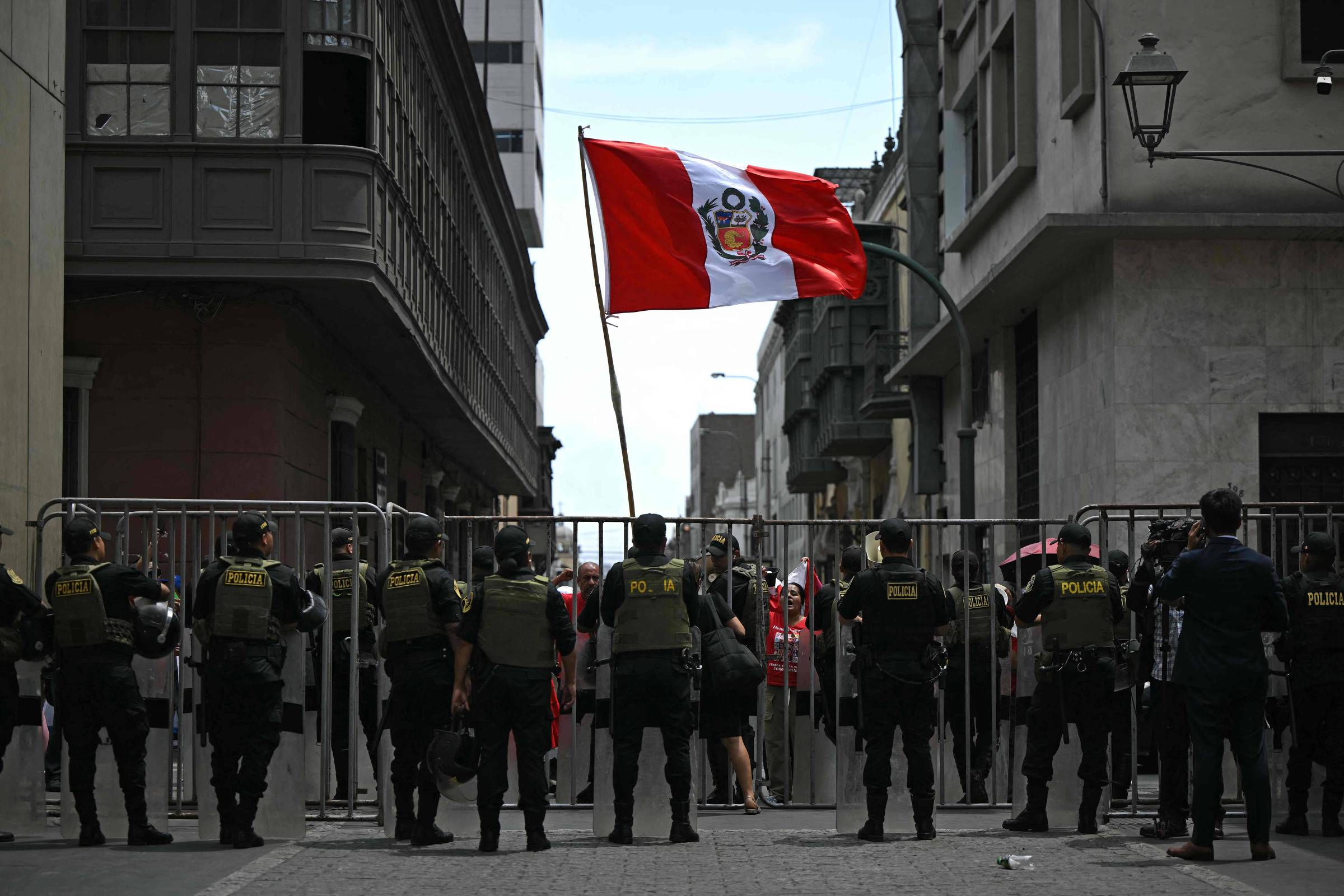 Peru Restaura Sistêm Legislativo Bicameral Depois de Três Décadas