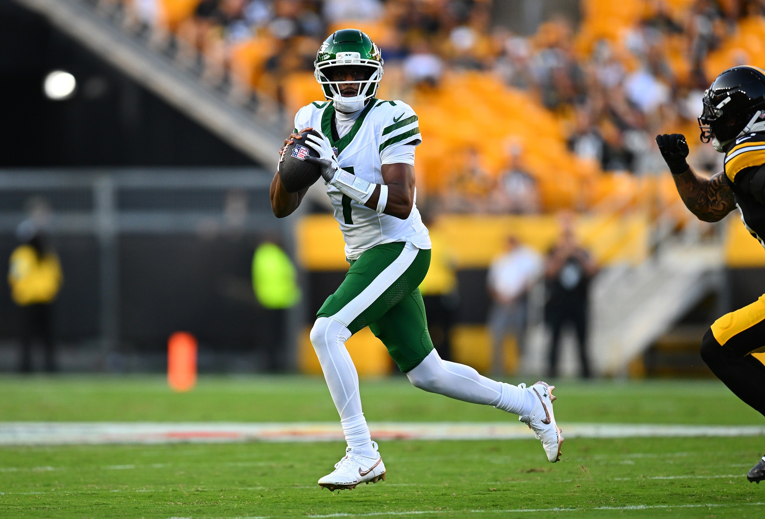 NFL: Geno Smith, QB dos Jets, tem atuação "perfeita" em vitória na pré-temporada