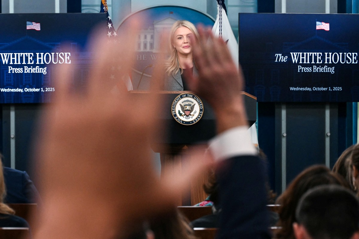 Trump anuncia saída de Karoline Leavitt da Casa Branca