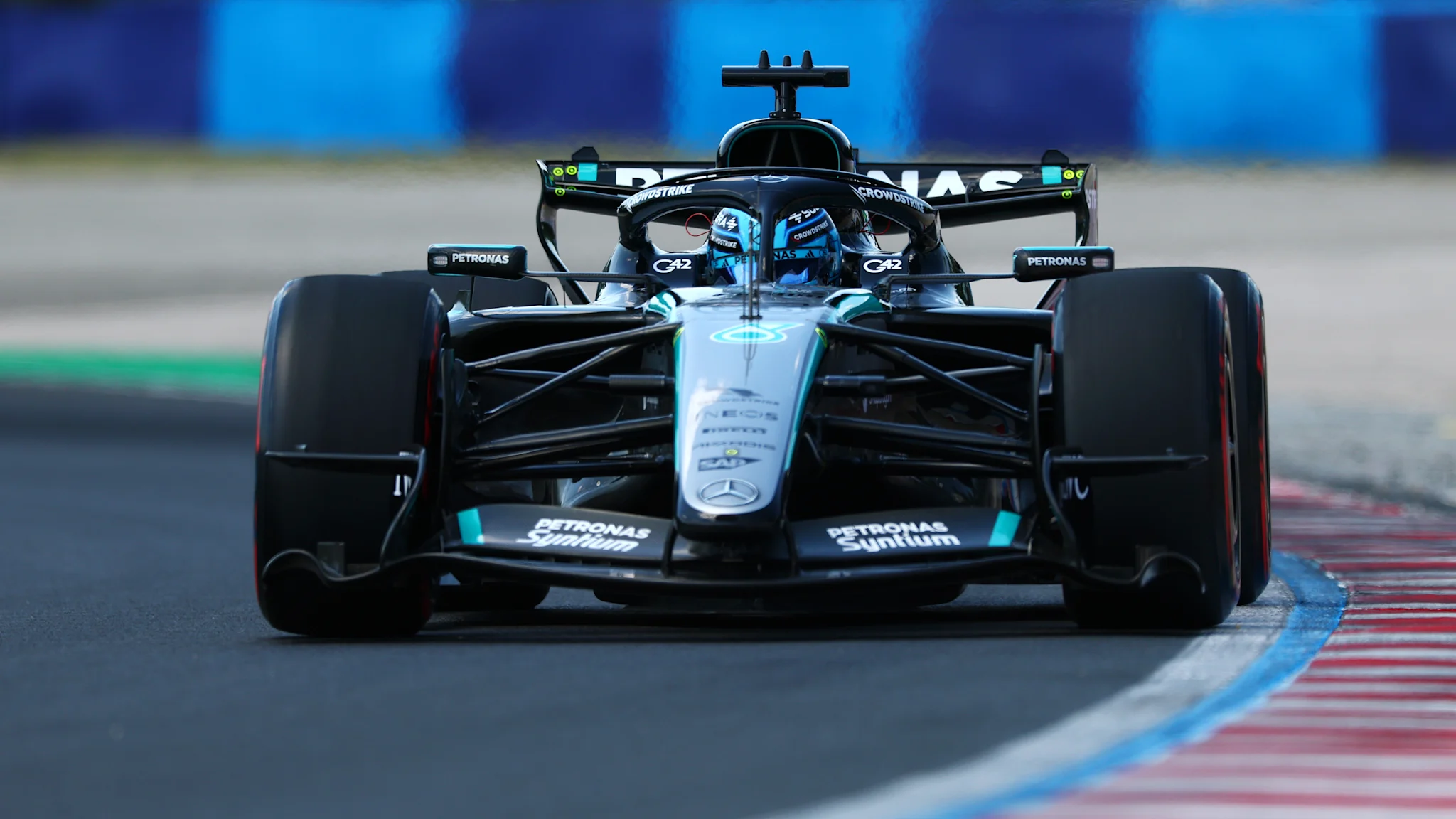 Mercedes Fix George Russell's Car in Hungaroring Stoppage During Q3