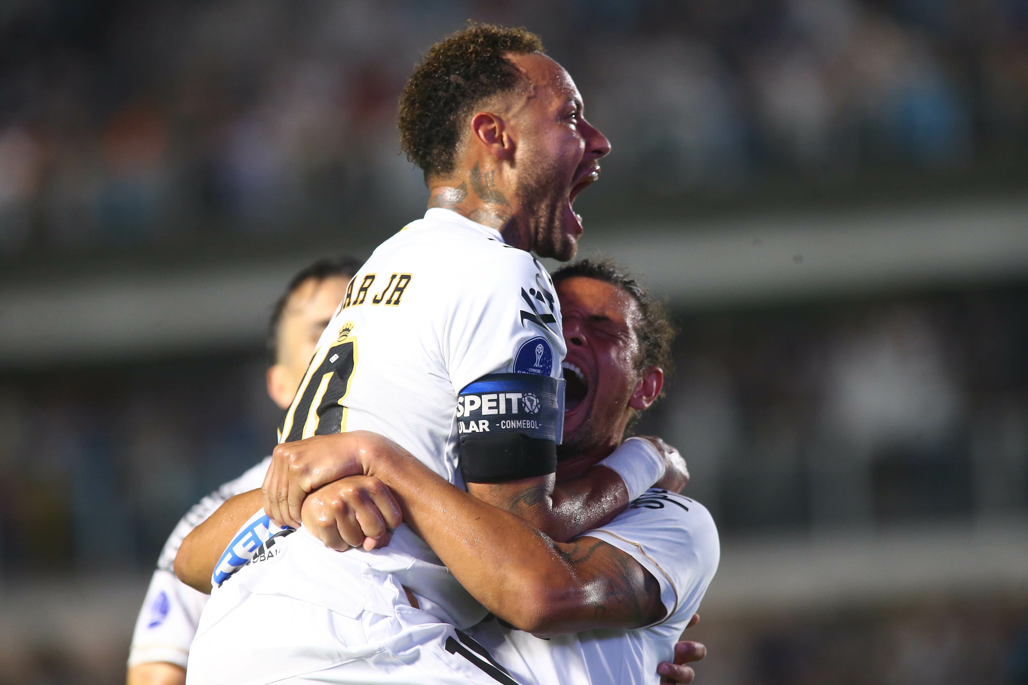 Cartola: Santos lidera ranking de pontuação pós-Copa à frente do Palmeiras