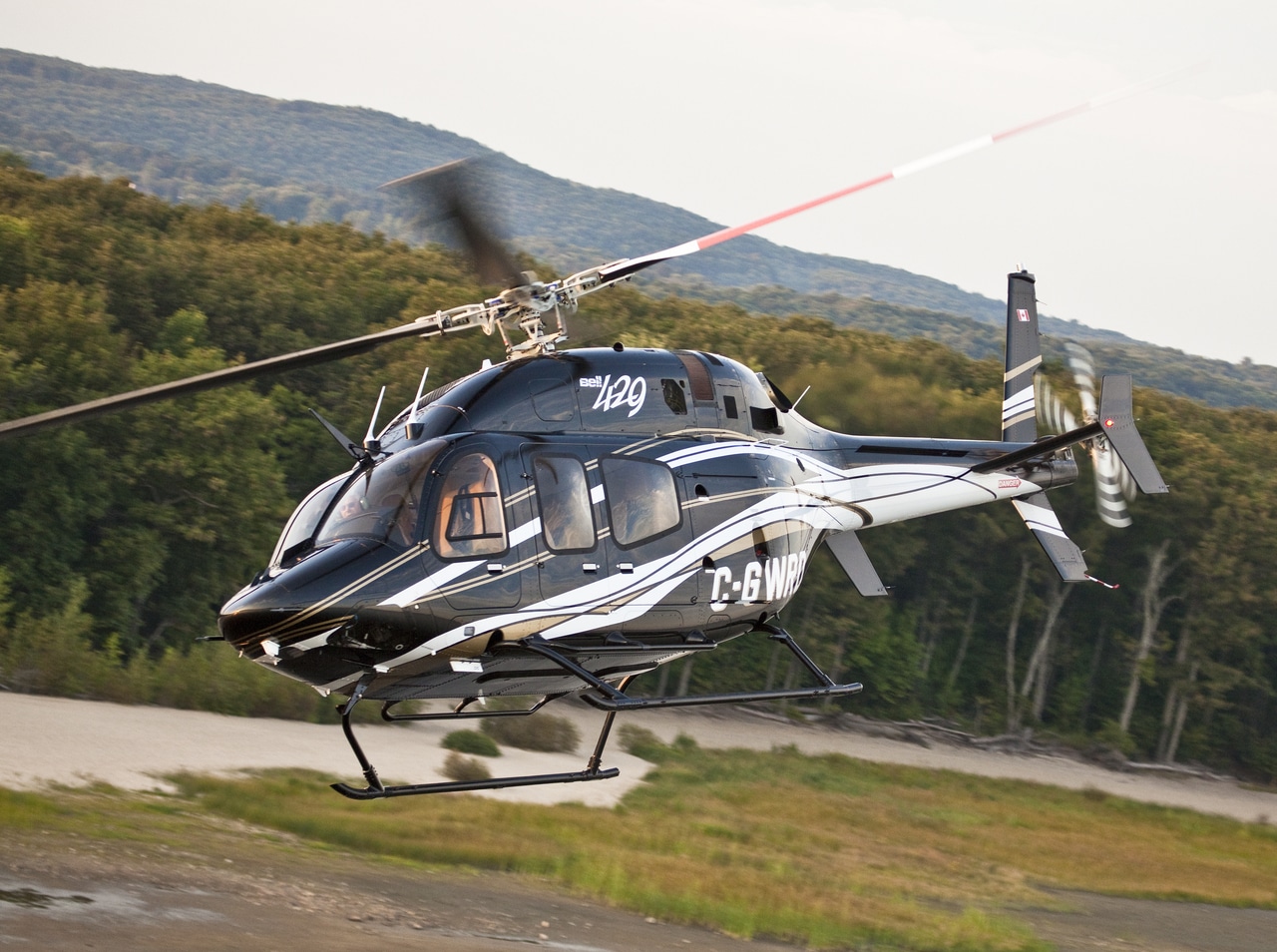 TAM Aviação Executiva se expande na LABACE 2026