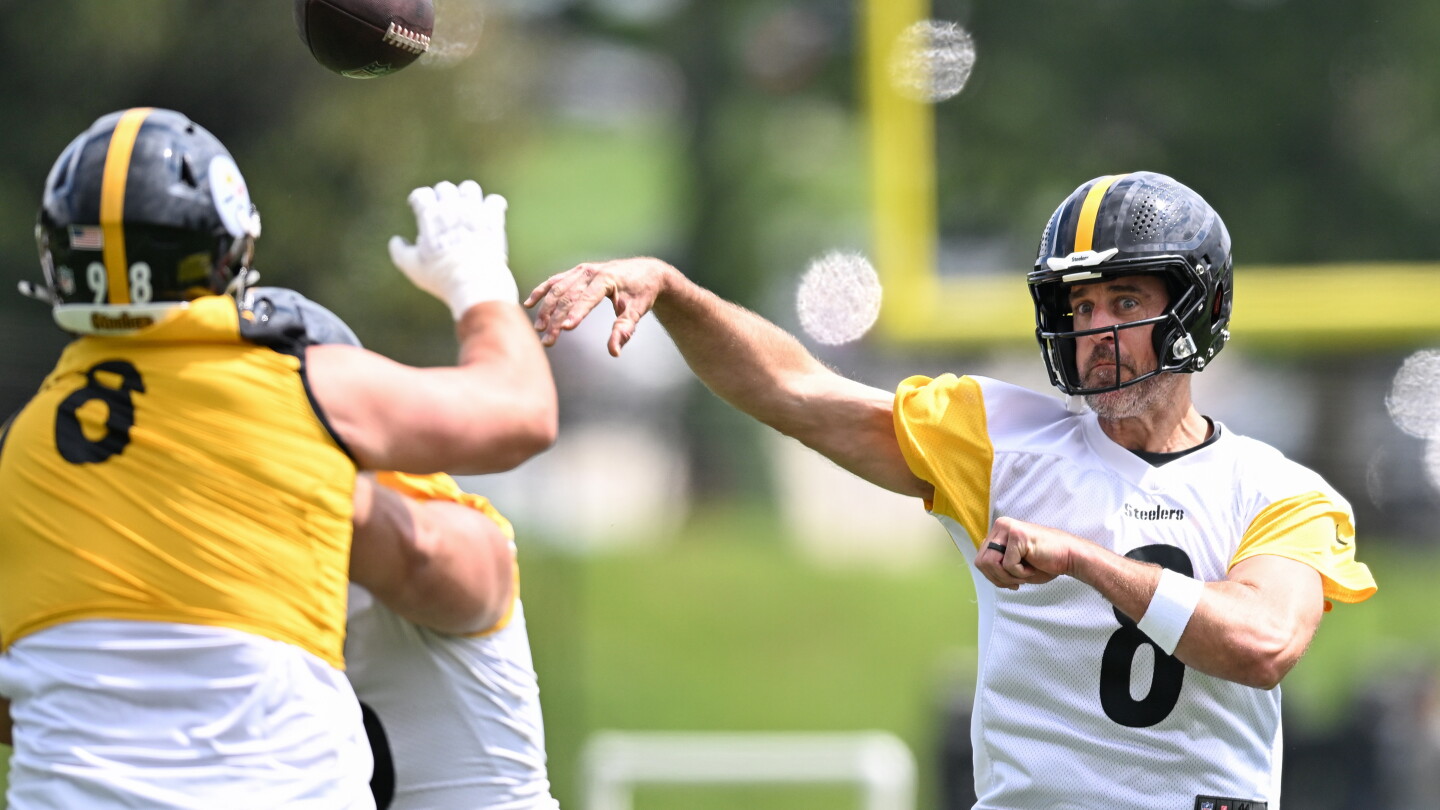 Aaron Rodgers' Love for Football Rekindled by Coach Mike Tomlin