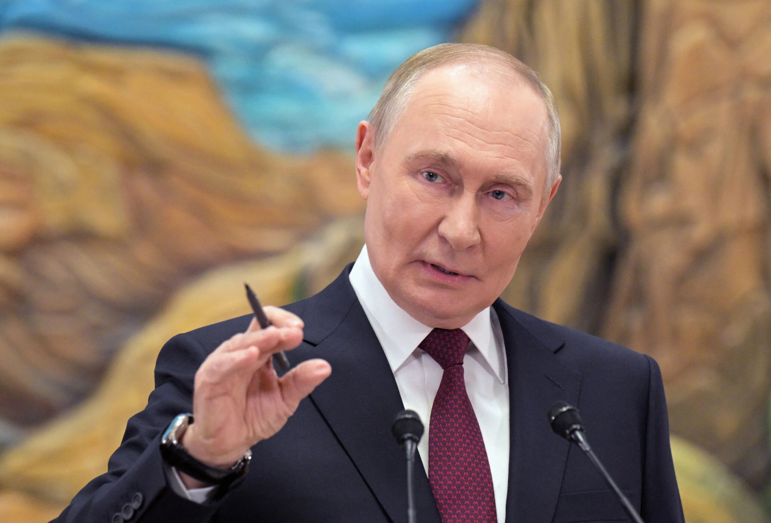 Putin ameaça interceptar navios ocidentais em resposta às interceptações