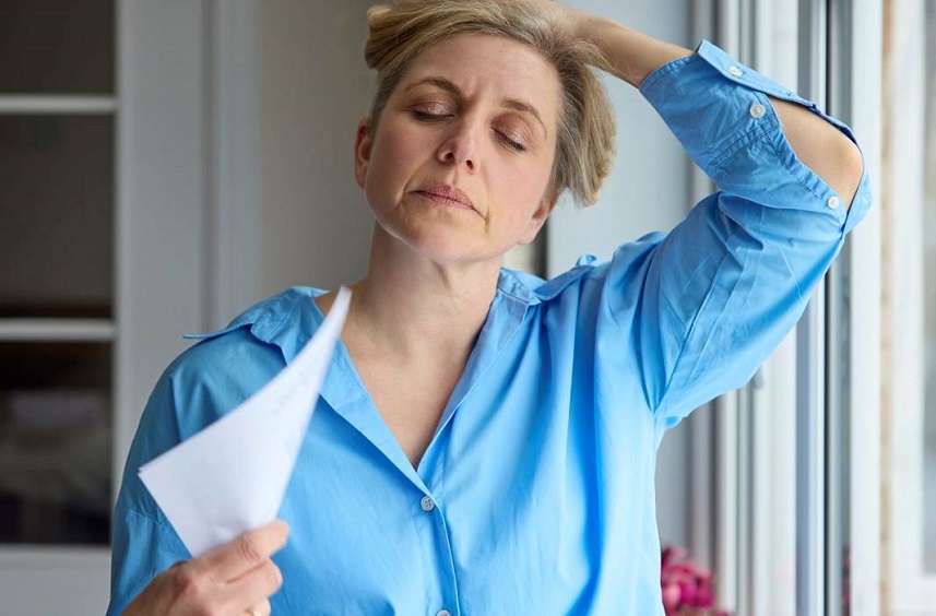 Perimenopausa: Uma em cada três mulheres não identifica a transição hormonal