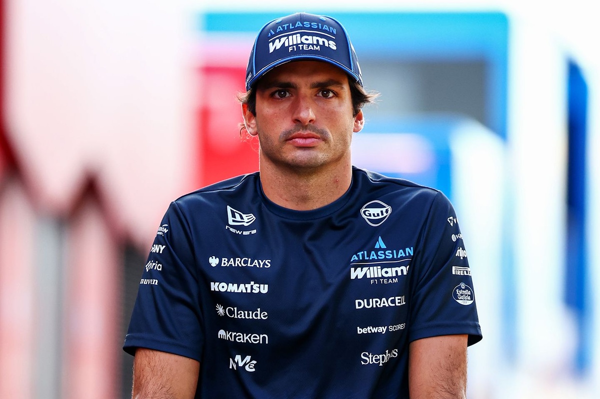 Carlos Sainz Receiving Social Criticism After Colliding with Oscar Piastri in Hungary