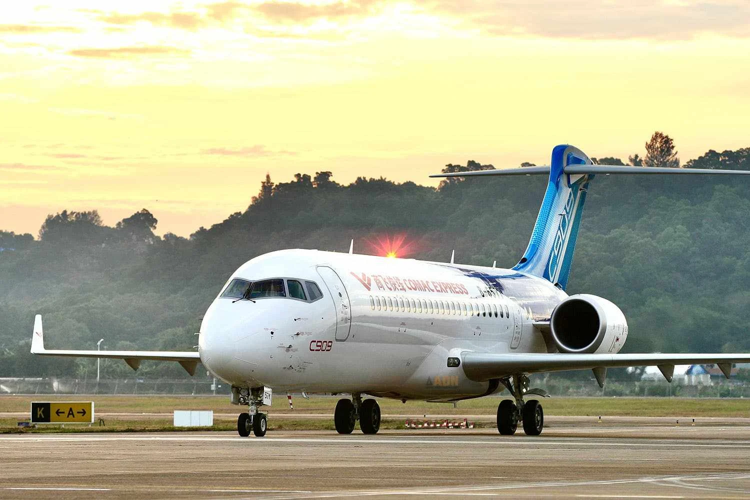 Air Cambodia: dois jatos COMAC C909 chegam em novembro, antecipando frota