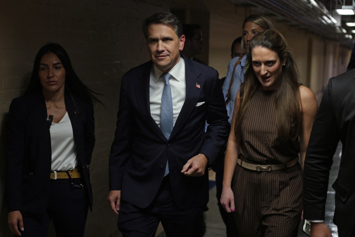 Senado dos EUA confirma Todd Blanche como procurador-geral após votação apertada