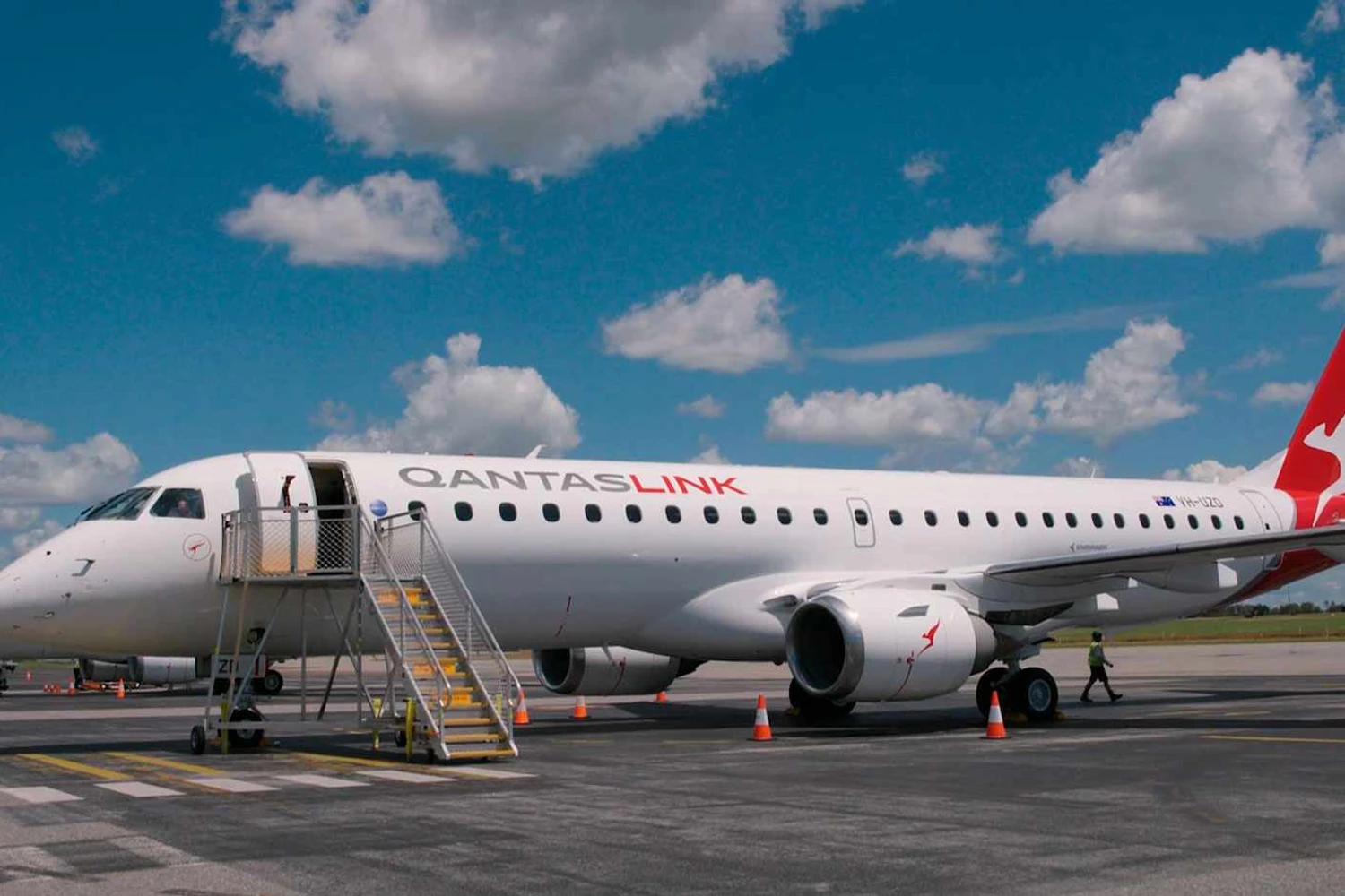 Australiana Qantas Renova Acordo com Maior Operadora de Embraer