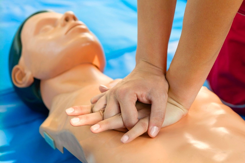 Treinamento em suporte básico de vida fortalece segurança nas empresas
