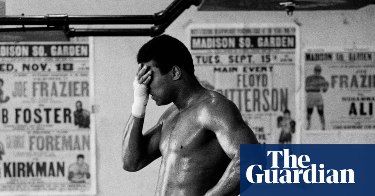Chris Smith's Photography Captured Iconic Sports Drama and Raw Emotion