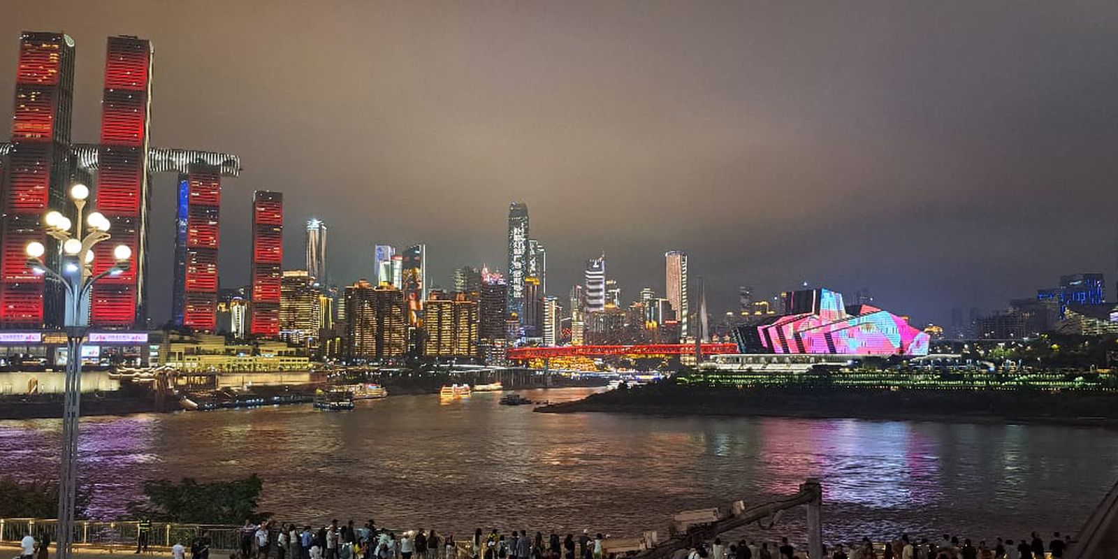 Chongqing: Metrópole Chinesa é Chave da Transformação Econômica e Industrial