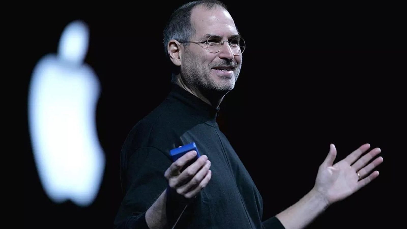 Steve Jobs Signed Apple Business Card Averages $64K at Auction, Sparks New Collectors' Craze