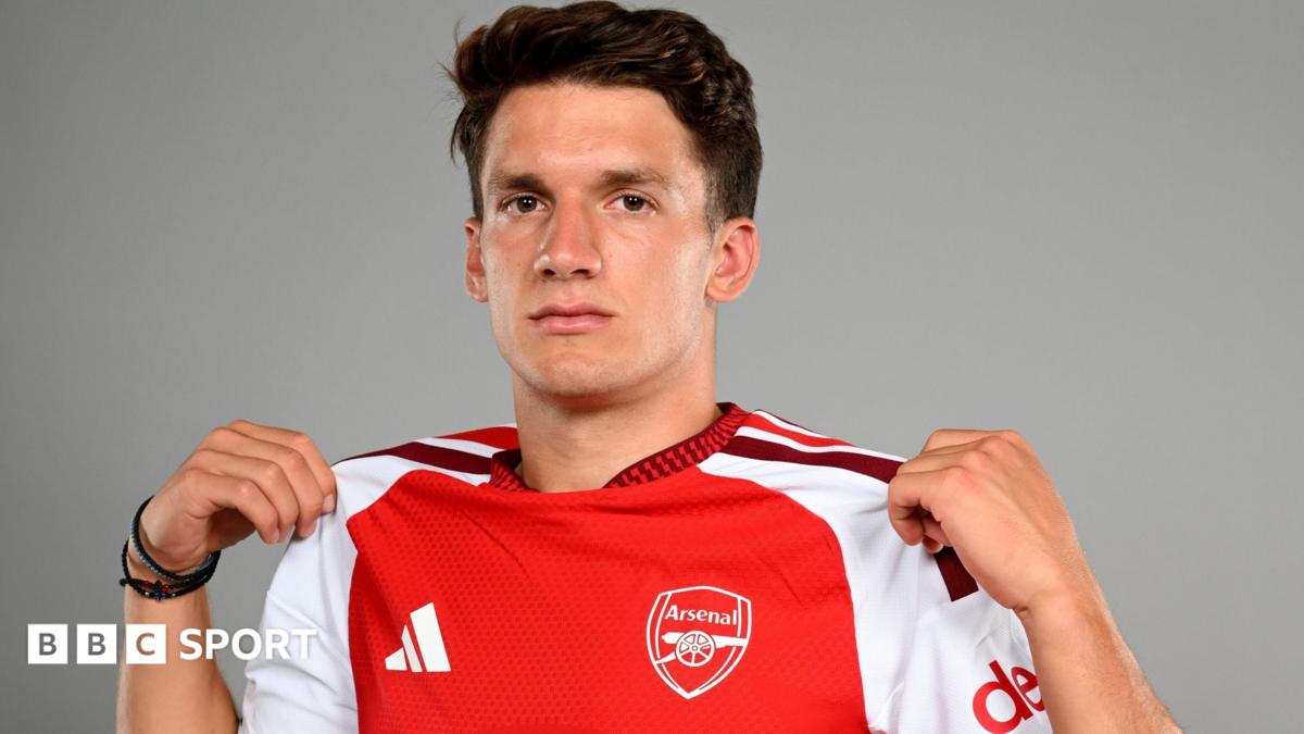 Arsenal Sign Greece Forward Tzolis for £34m in Premier League Move