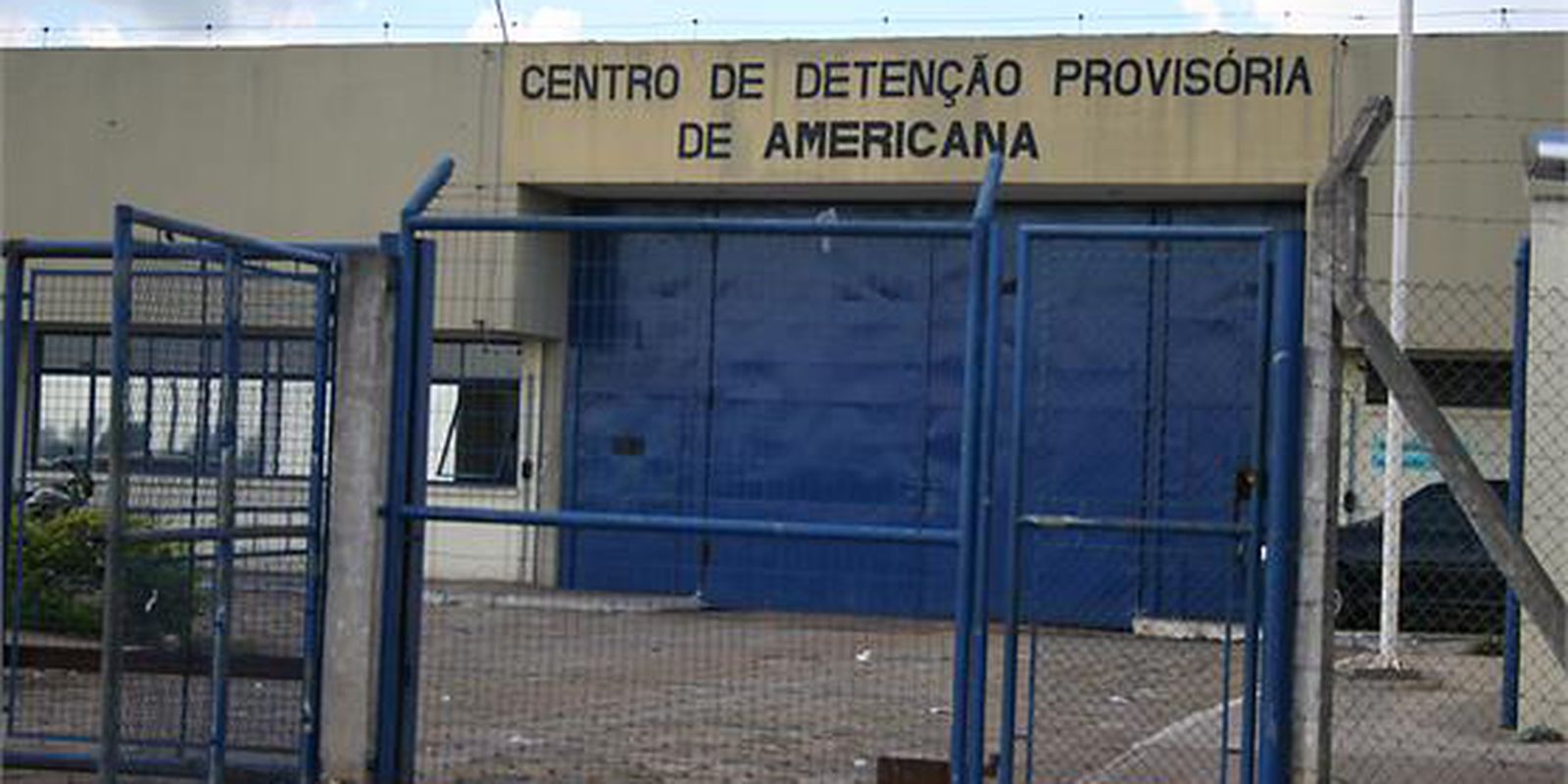 Justiça dá 90 dias para SP reduzir superlotação em presídio de Americana