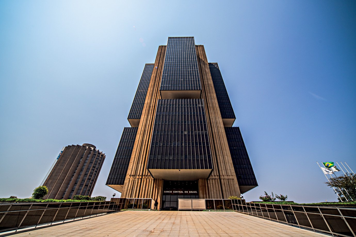 BOLETIM Focus REDUZ PROJEÇÃO do IPCA para 2026 pela Quarta Semana