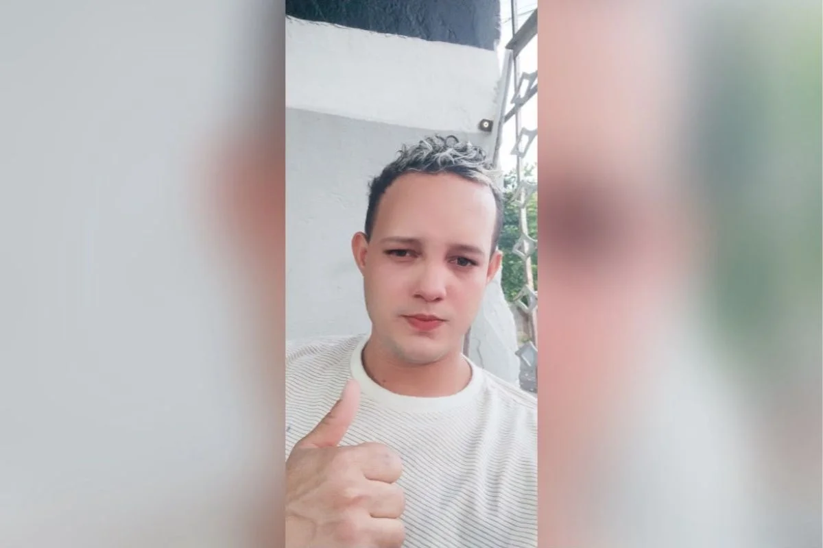 Polícia encontra perna de mulher em bueiro após descarte de corpo