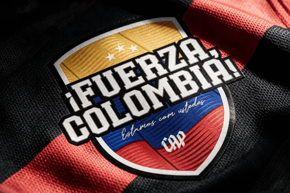 Athletico-PR leiloa camisas de jogo para ajudar Colômbia após terremoto devastador