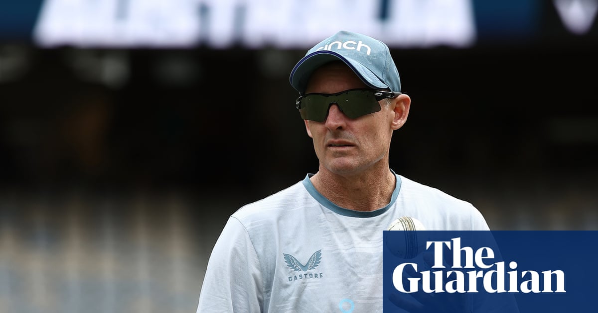 Mike Hussey: Stephen Fleming Brings 'Fire and Ice' to England Test Coaching Role